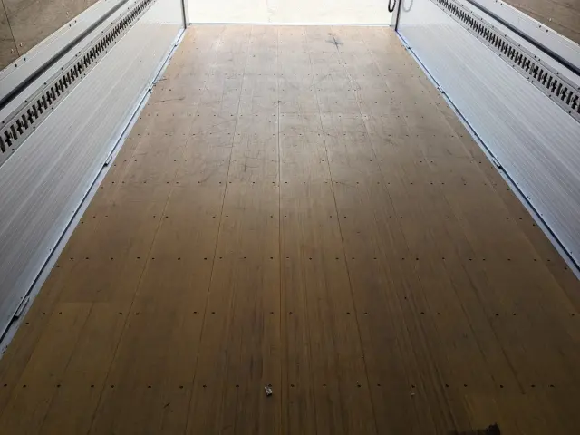 日野 レンジャー 2KG-FD2ABG(2WD)の写真24