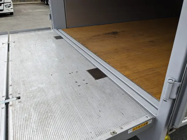 日野 レンジャー 2KG-FD2ABG(2WD)の写真36