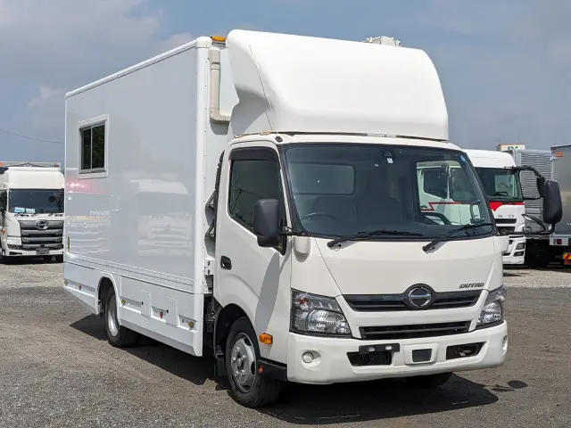 日野 デュトロ TPG-XZU710M(2WD)の写真2