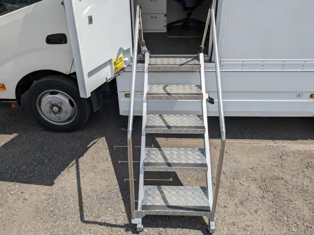 日野 デュトロ TPG-XZU710M(2WD)の写真15