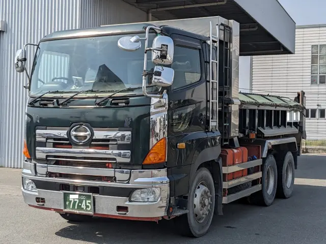 日野 プロフィア QKG-FS1EKAA(6x4)の写真1