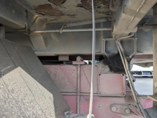 日野 プロフィア QKG-FS1EKAA(6x4)の写真9