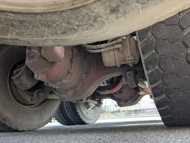 日野 プロフィア QKG-FS1EKAA(6x4)の写真11