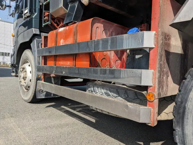 日野 プロフィア QKG-FS1EKAA(6x4)の写真12