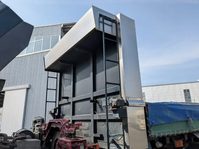 日野 プロフィア QKG-FS1EKAA(6x4)の写真43