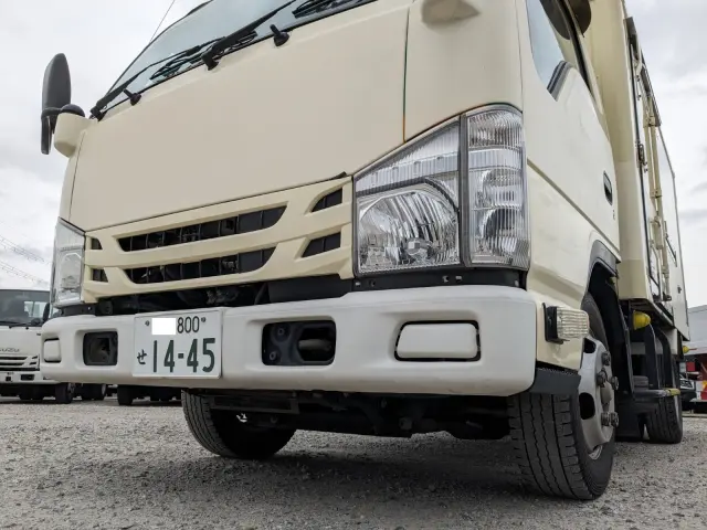 いすゞ エルフ TRG-NHR85AN(2WD)の写真5