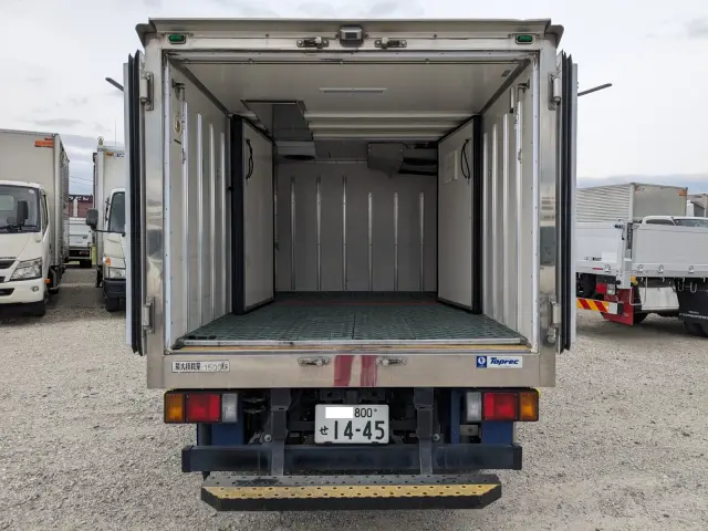 いすゞ エルフ TRG-NHR85AN(2WD)の写真11