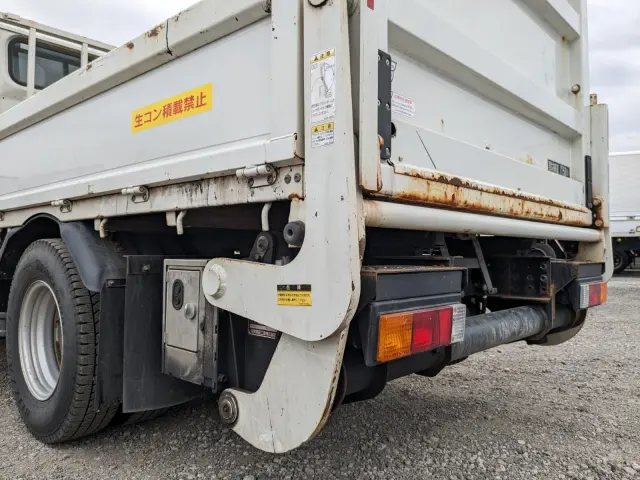 三菱 キャンター 2RG-FGA20(4WD)の写真8