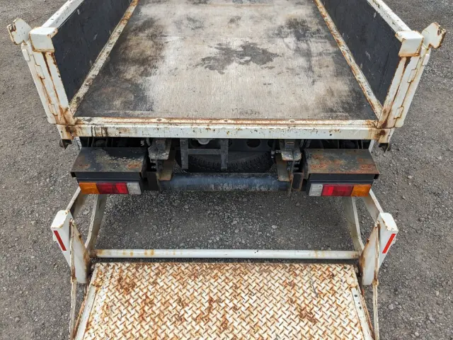 三菱 キャンター 2RG-FGA20(4WD)の写真13