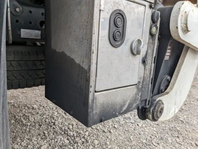 三菱 キャンター 2RG-FGA20(4WD)の写真21