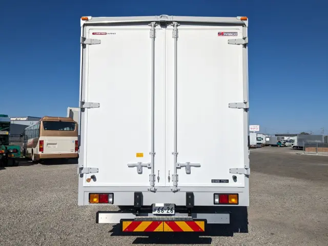 三菱 ファイター 2KG-FK65F(2WD)の写真5