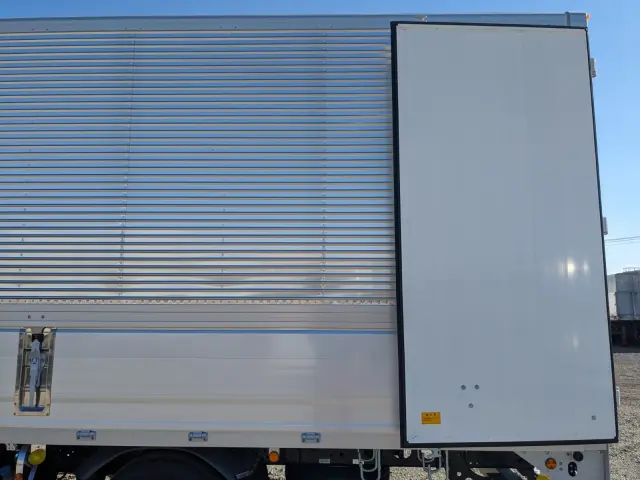 三菱 ファイター 2KG-FK65F(2WD)の写真19