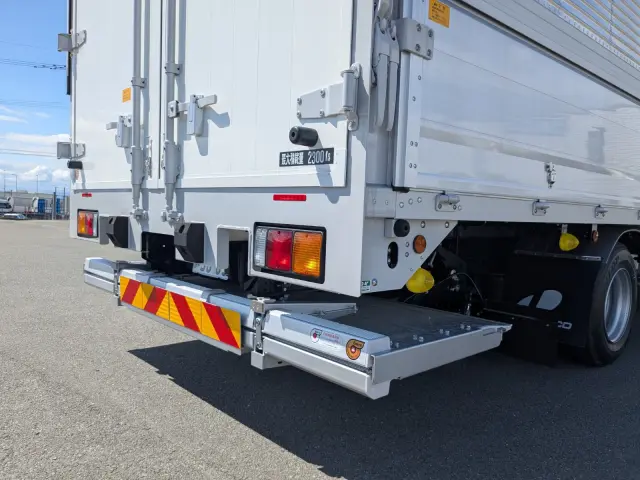 三菱 ファイター 2KG-FK65F(2WD)の写真6
