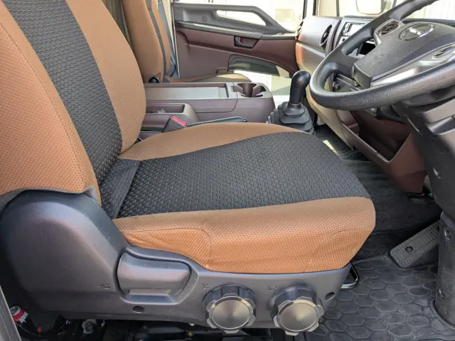 日野 レンジャー 2KG-FD2ABG(2WD)の写真40