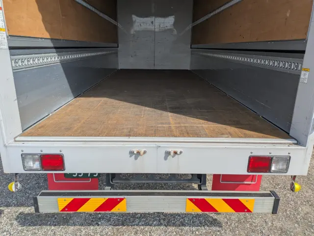 日野 レンジャー 2KG-FD2ABG(2WD)の写真12