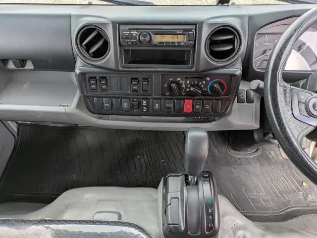 日野 デュトロ 2RG-XZU645M(2WD)の写真26