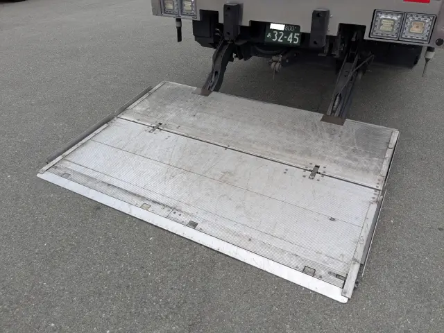三菱 ファイター 2KG-FK65F(2WD)の写真35