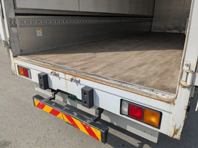 三菱 ファイター 2KG-FK64F(2WD)の写真17