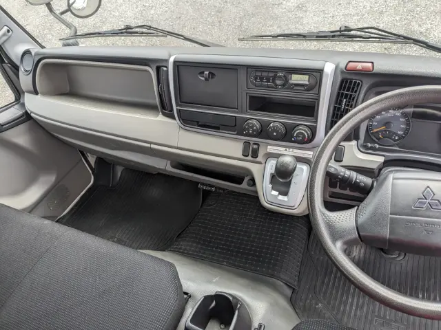三菱 キャンター 2PG-FED90(2WD)の写真27