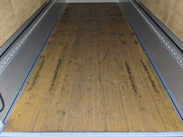 日野 レンジャー 2KG-FD2ABG(2WD)の写真13