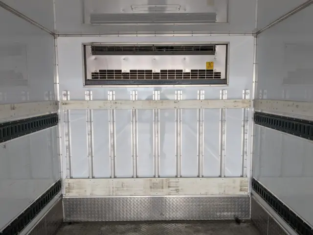 日野 レンジャー 2KG-FD2ABG(2WD)の写真19