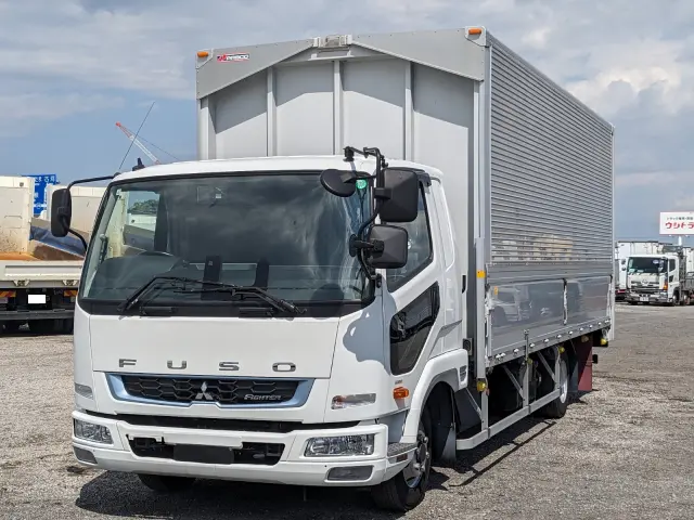 三菱 ファイター 2KG-FK62F(2WD)の写真1