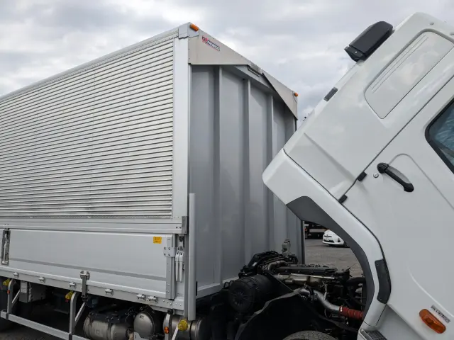 三菱 ファイター 2KG-FK62F(2WD)の写真48