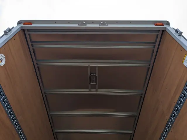 トヨタ ダイナ 2RG-XZU655(2WD)の写真10