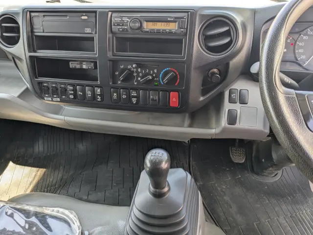 日野 デュトロ 2KG-XZU722M(2WD)の写真27