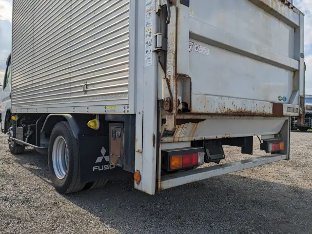 三菱 キャンター 2RG-FEA20(2WD)の写真7