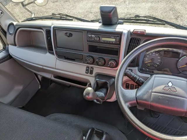 三菱 キャンター 2RG-FEA20(2WD)の写真27