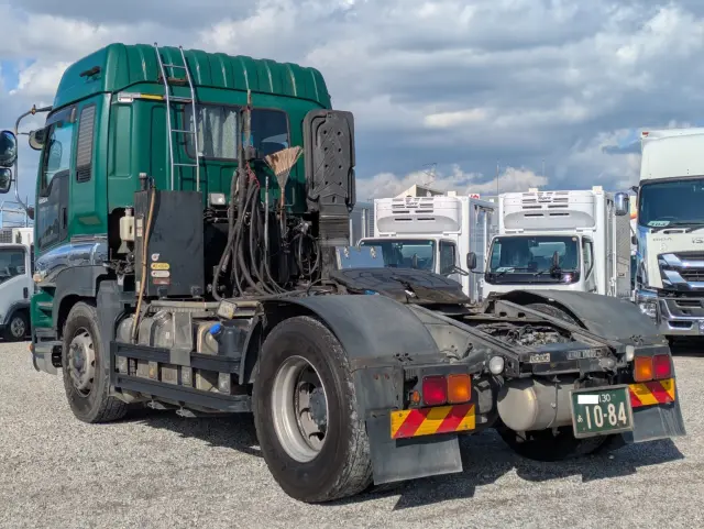 いすゞ ギガ QKG-EXD52AE(2WD)の写真5