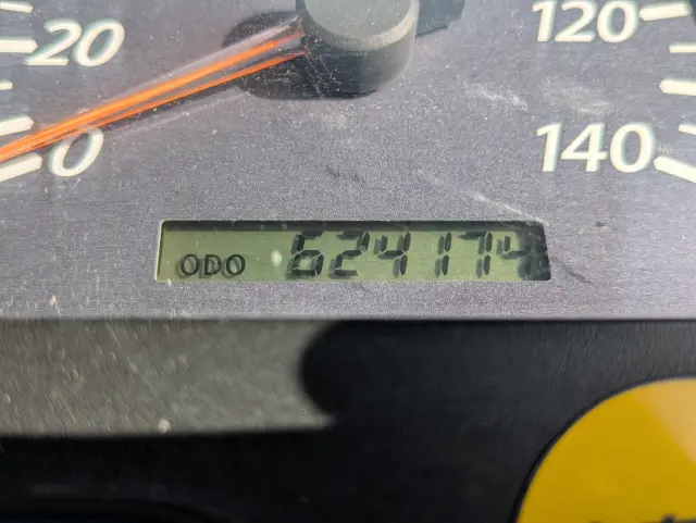 いすゞ ギガ QKG-EXD52AE(2WD)の写真28