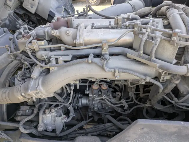 いすゞ ギガ QKG-EXD52AE(2WD)の写真31