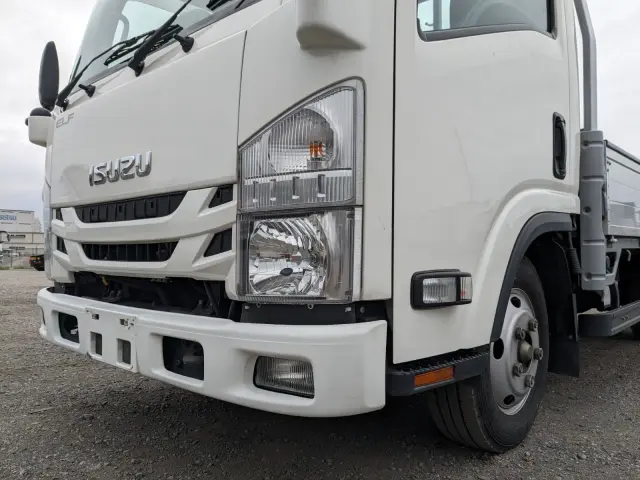 いすゞ エルフ 2RG-NLR88AR(2WD)の写真25
