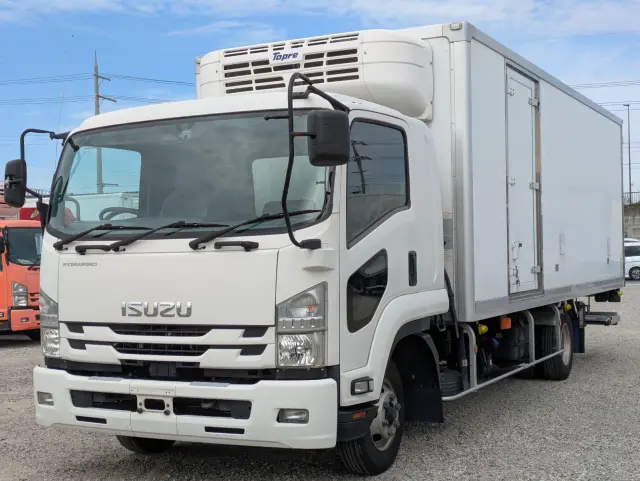 いすゞ フォワード 2PG-FRR90T2(2WD)の写真1