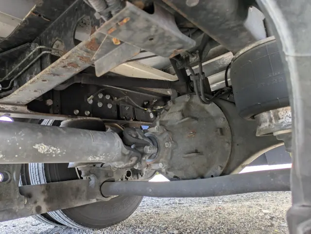 いすゞ フォワード 2PG-FRR90T2(2WD)の写真36