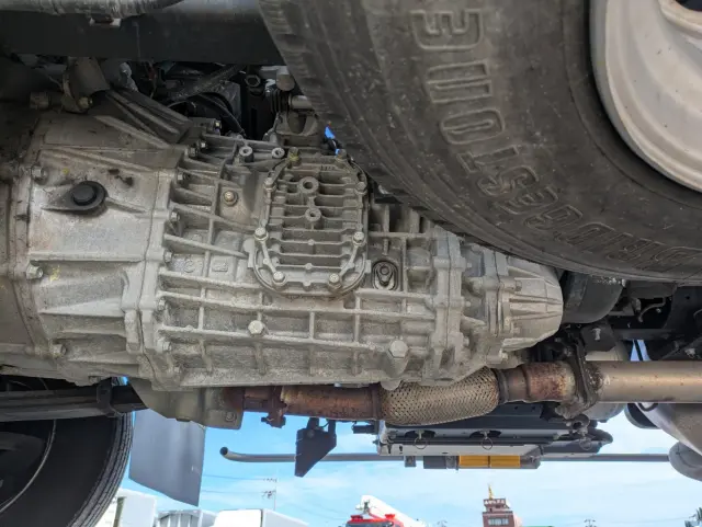 いすゞ フォワード 2PG-FRR90T2(2WD)の写真37