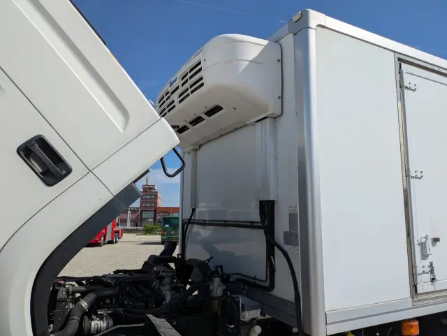 いすゞ フォワード 2PG-FRR90T2(2WD)の写真48