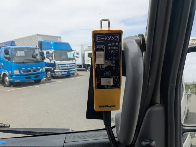 日野 デュトロ TKG-XZU620Tの写真42