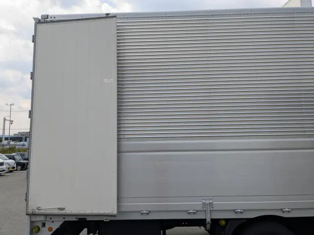 日野 プロフィア 2KG-FW1AHC(8x4)の写真14