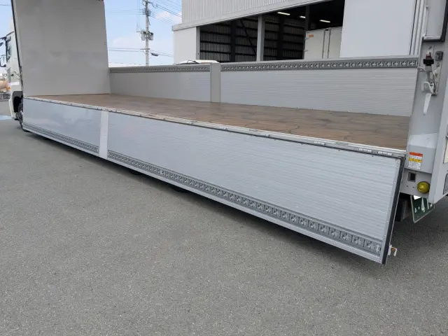 日野 プロフィア 2KG-FW1AHC(8x4)の写真32