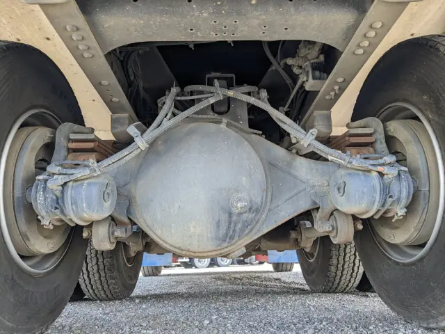 いすゞ ギガ 2KG-CXZ77CT(6x4)の写真29