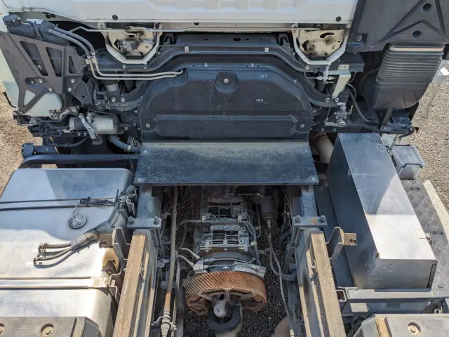 いすゞ ギガ 2KG-CXZ77CT(6x4)の写真39