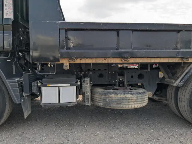 三菱 キャンター 2PG-FBA30(2WD)の写真20