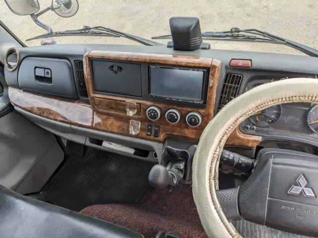 三菱 キャンター 2PG-FBA30(2WD)の写真27