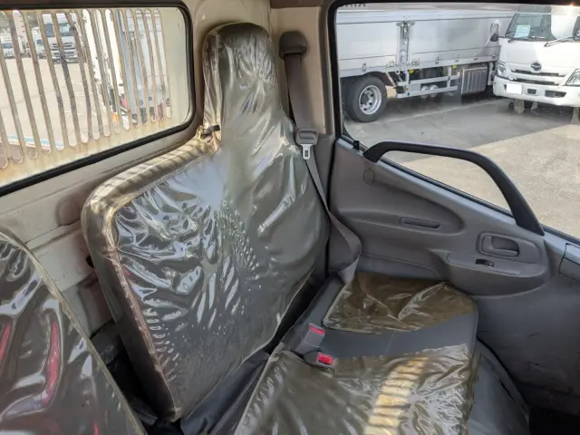 日野 デュトロ TKG-XZU620T(2WD)の写真40