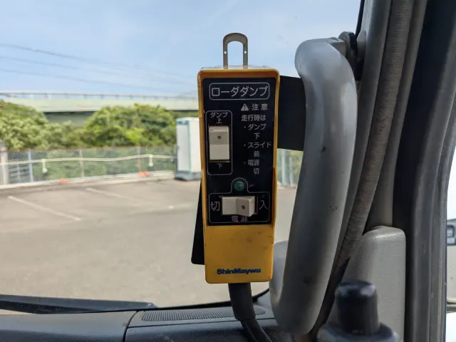 日野 デュトロ TKG-XZU620T(2WD)の写真42