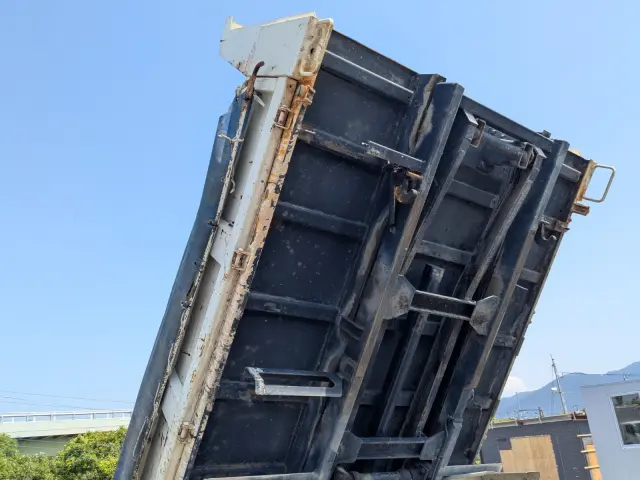 日野 デュトロ TKG-XZU620T(2WD)の写真17