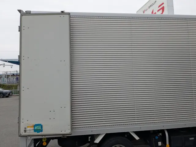 三菱 キャンター TPG-FEA50(2WD)の写真14